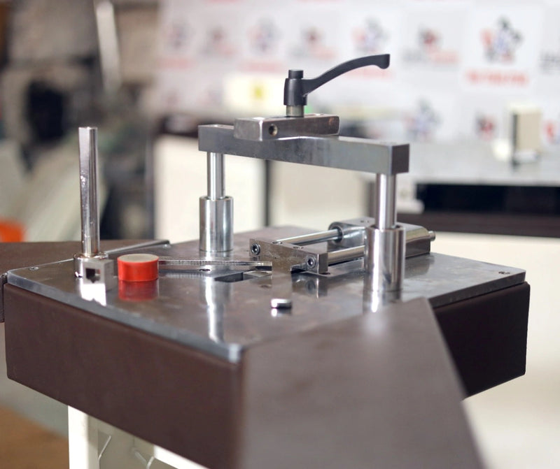 Photo Frame Pinning Machine - Swift Frame Pinner